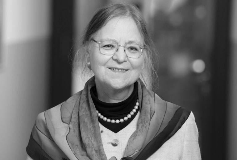 Prof. (mult.) Dr. Monika Bessenrodt-Weberpals