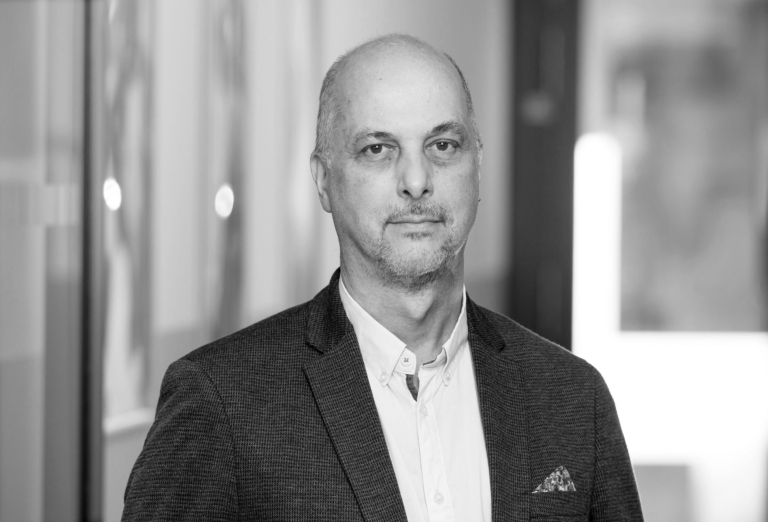 Prof. Dr. Marcelo da Veiga