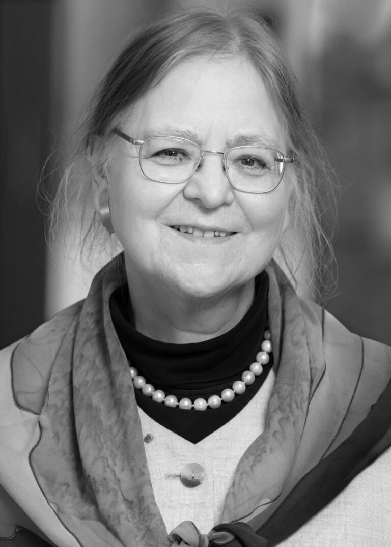Prof. (mult.) Dr. Monika Bessenrodt-Weberpals