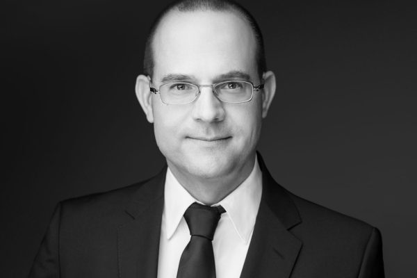 Tobias-Duenow_02_ret